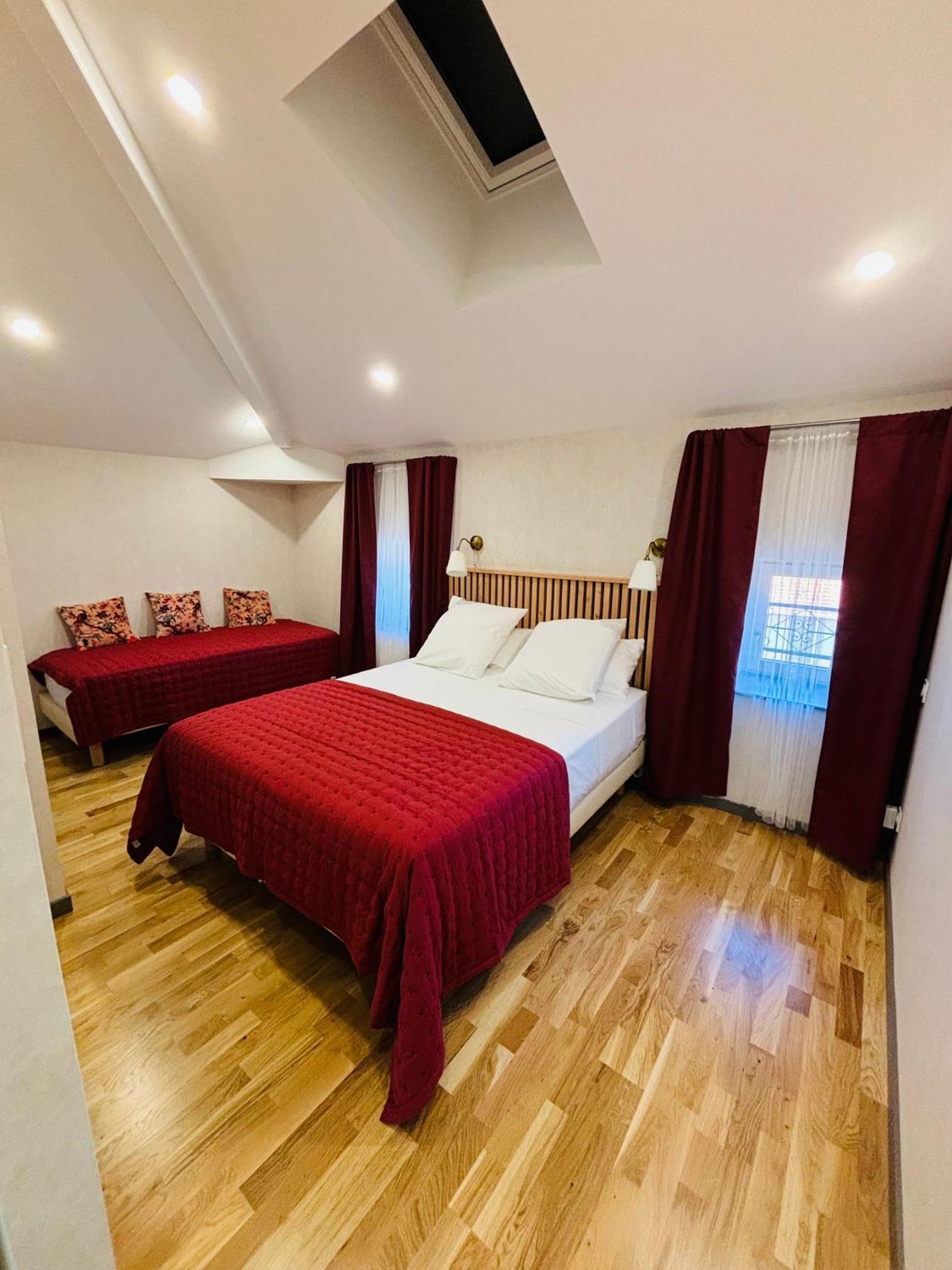 Les Pierres Roses Bed & Breakfast Coise Exterior foto