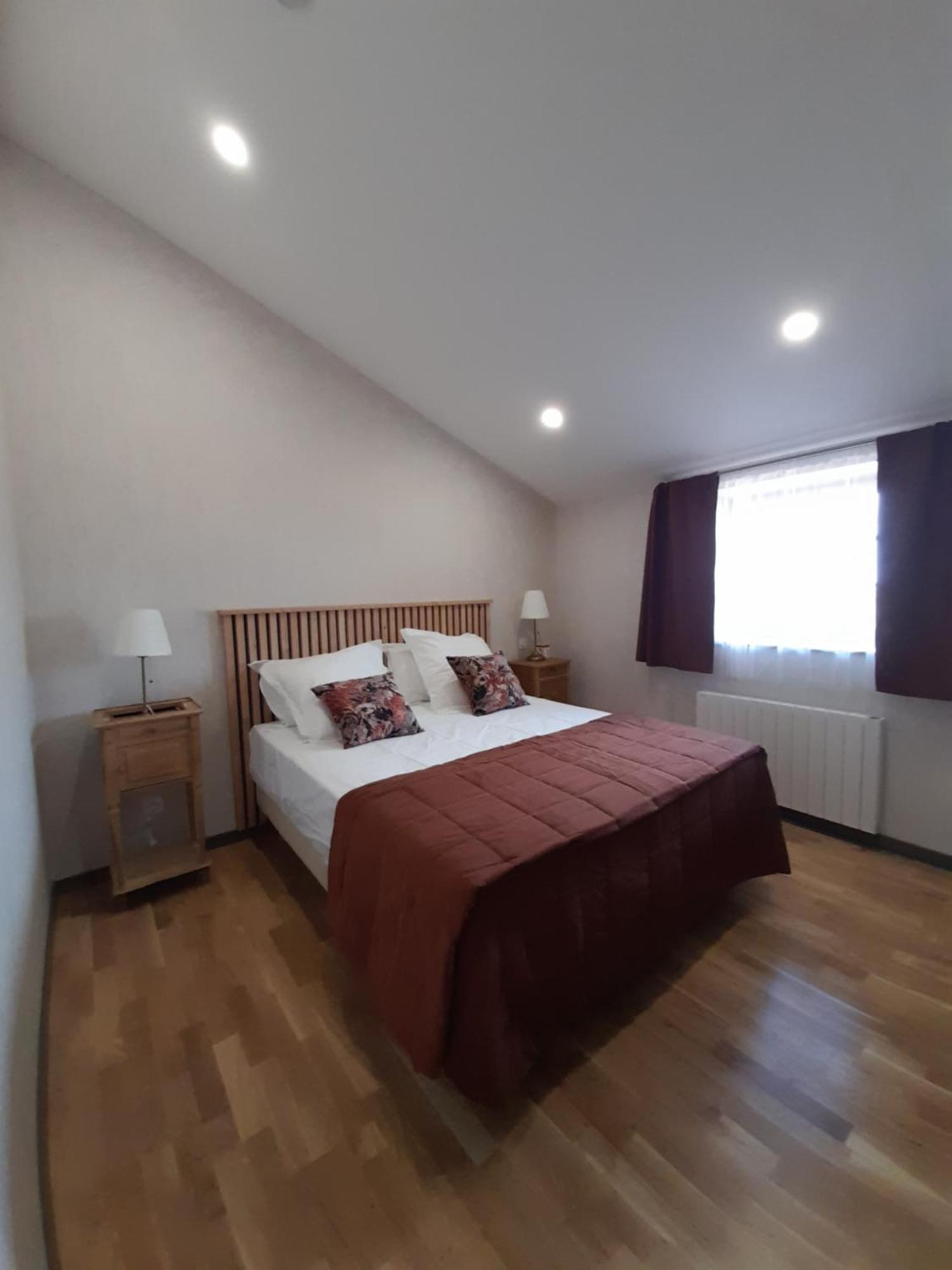 Les Pierres Roses Bed & Breakfast Coise Exterior foto